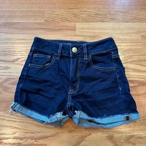 American Eagle dark wash denim jean shorts size 00